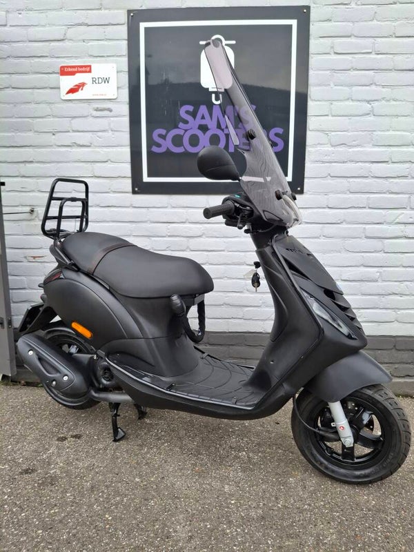 Piaggio Zip