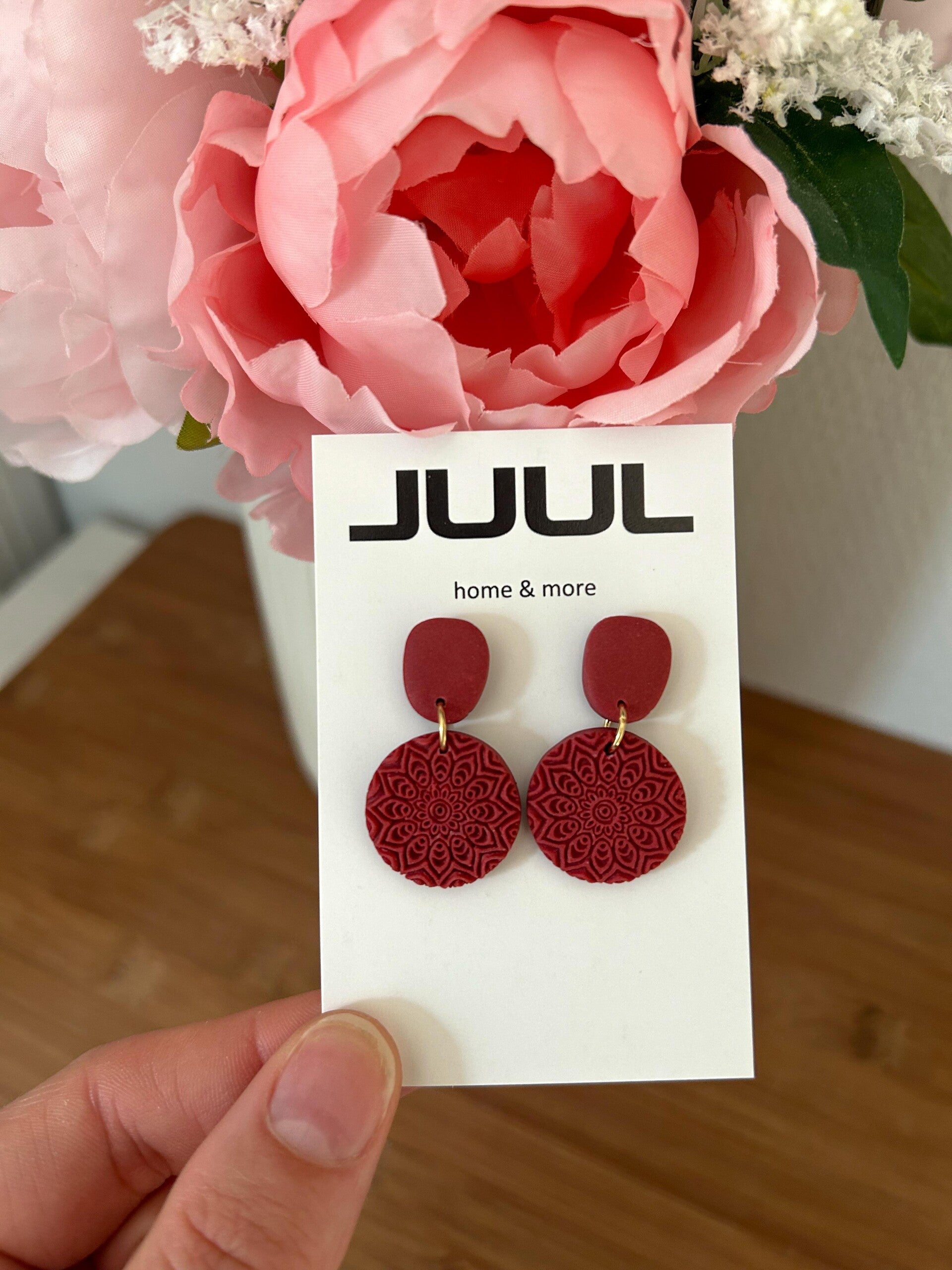 Sofia - cranberry bloom