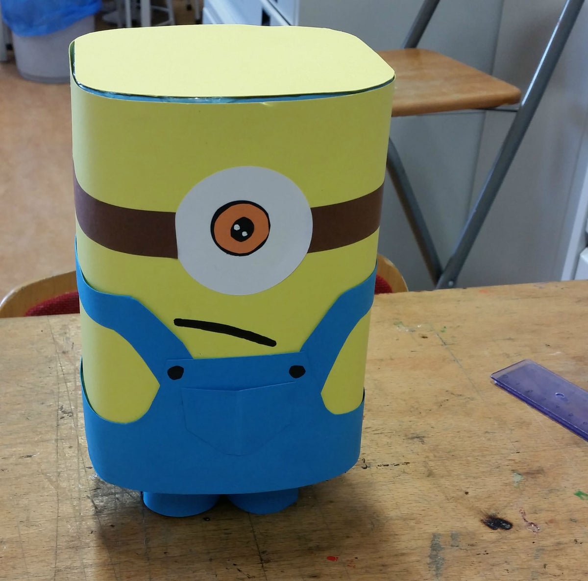 maak-je-eigen-minion-werken-met-papier-creatief-met-kinderen