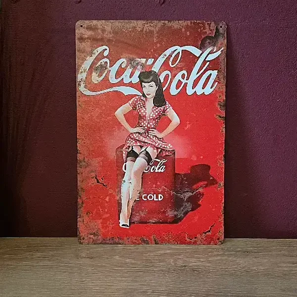 Retro Metalen Wandbord Coca-Cola Pin-Up (20x30 cm) - Vintage Look