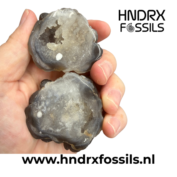 Chalcedoon knol gezaagd en geslepen | 139 gram