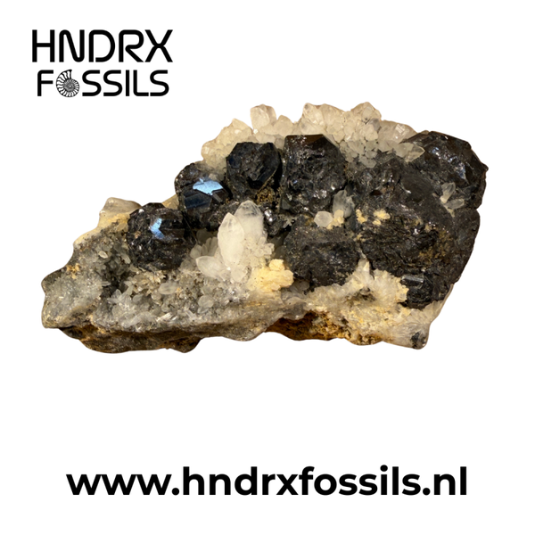 Kwarts met Tetrahedriet 10 x 5 x 6,5 cm | 299 gram