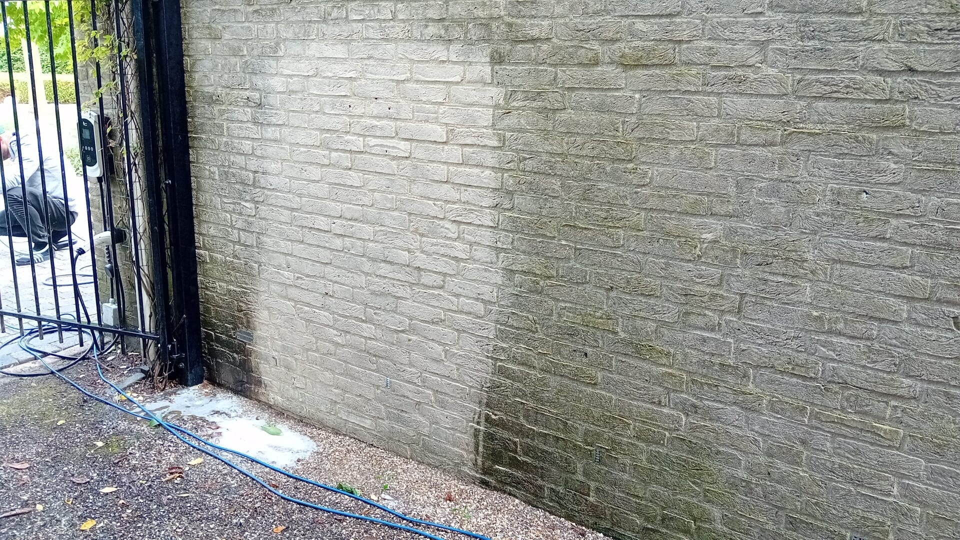 gevel reinigen laten schoonmaken in poortvliet hogedruk softwash stoom algen mos aanslag