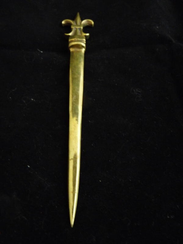 Coupe papier vintage fleur de lys
