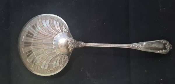 Pelle à fraise argent