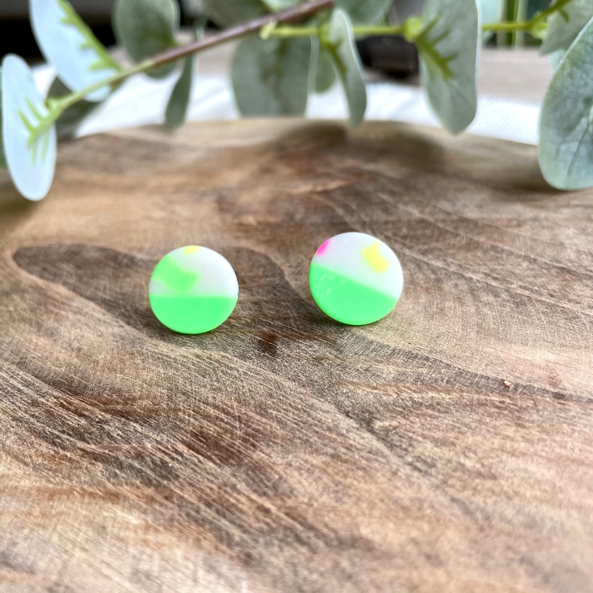Sfera neon green half