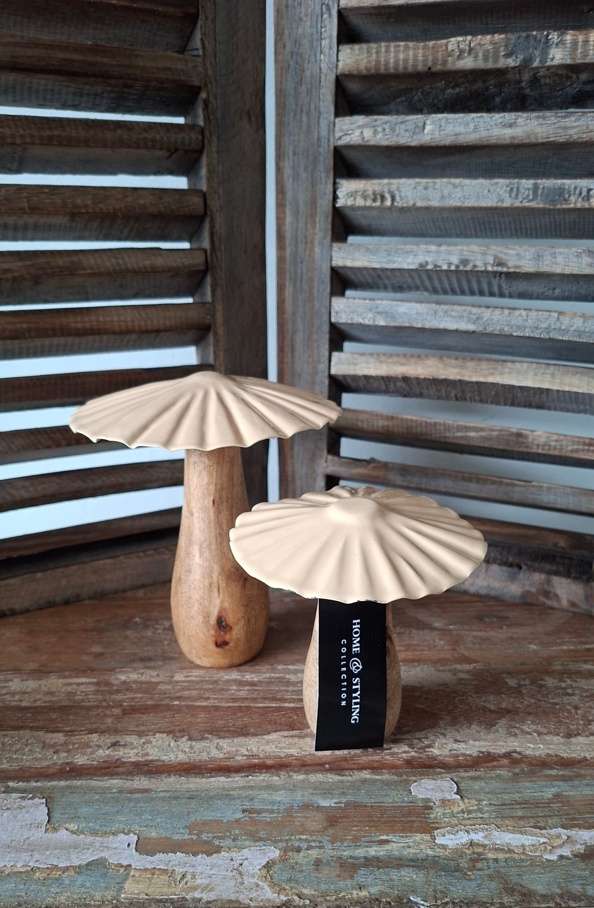 Set van 2 paddenstoelen hout/metaal beige