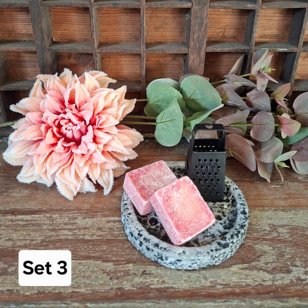 Cadeau set 3 is een stenen schaaltje + 2 geurblokjes + rasp