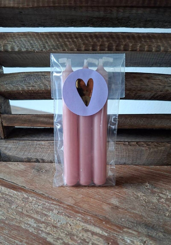 Cadeautje met 3 mini kaarsjes roze
