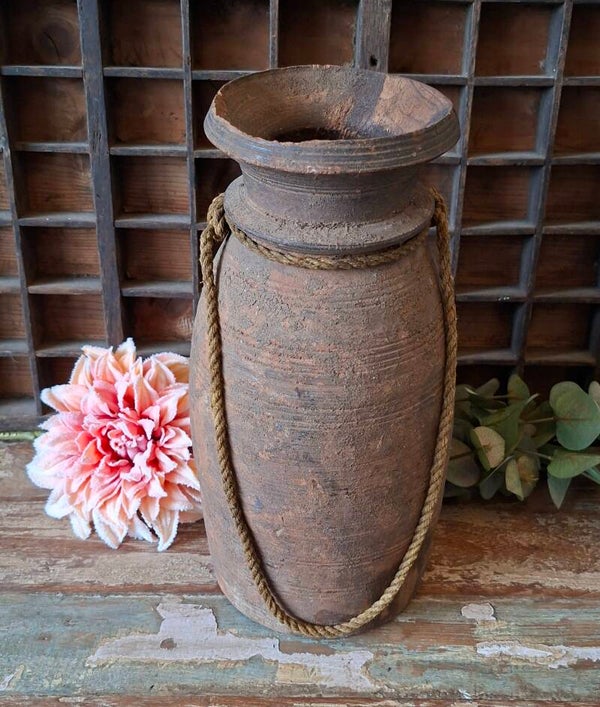 Houten Nepalese kruik H31cm