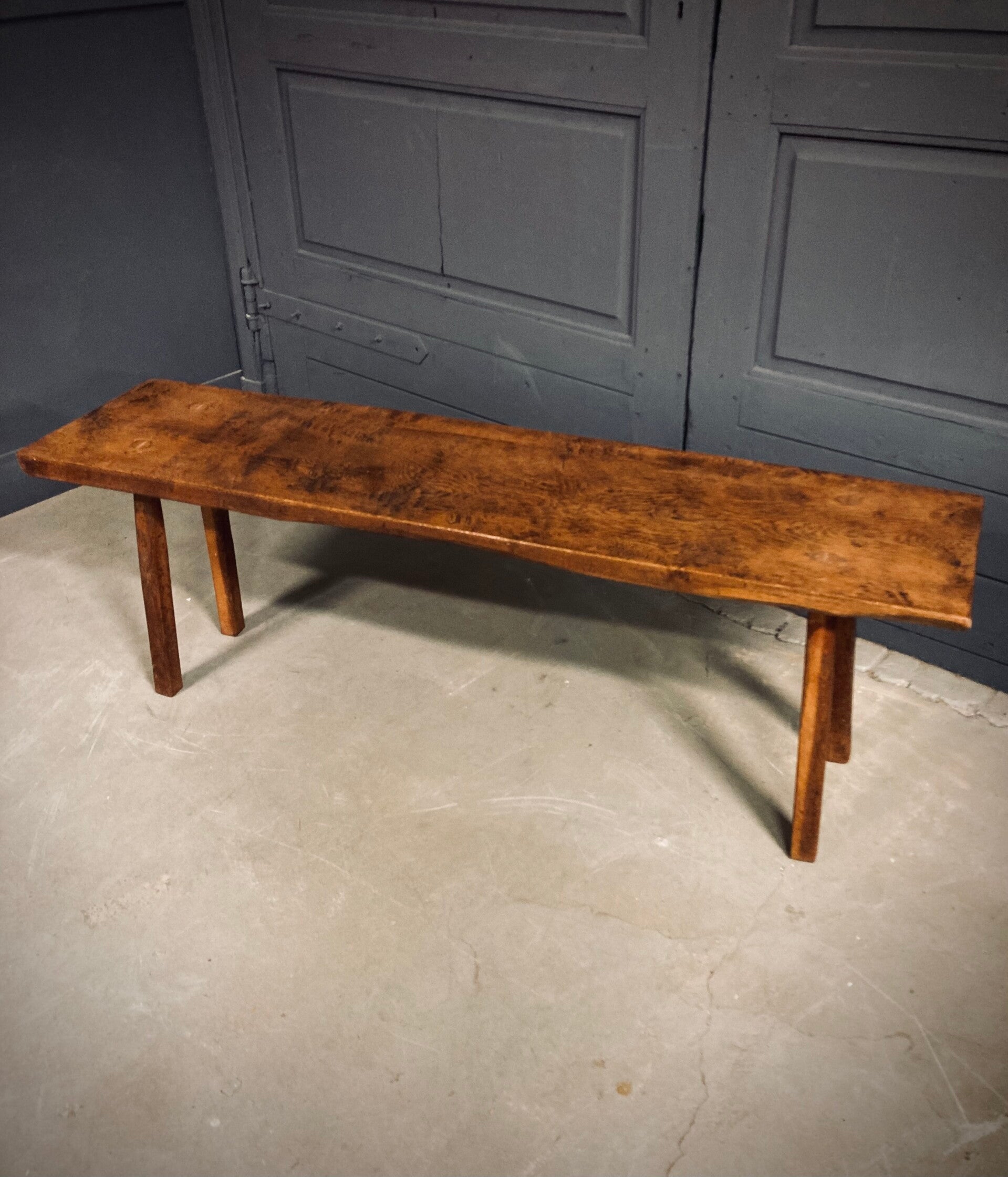 Industrieel bankje / slagerstafel, jaren ‘50, massief eiken - groot model