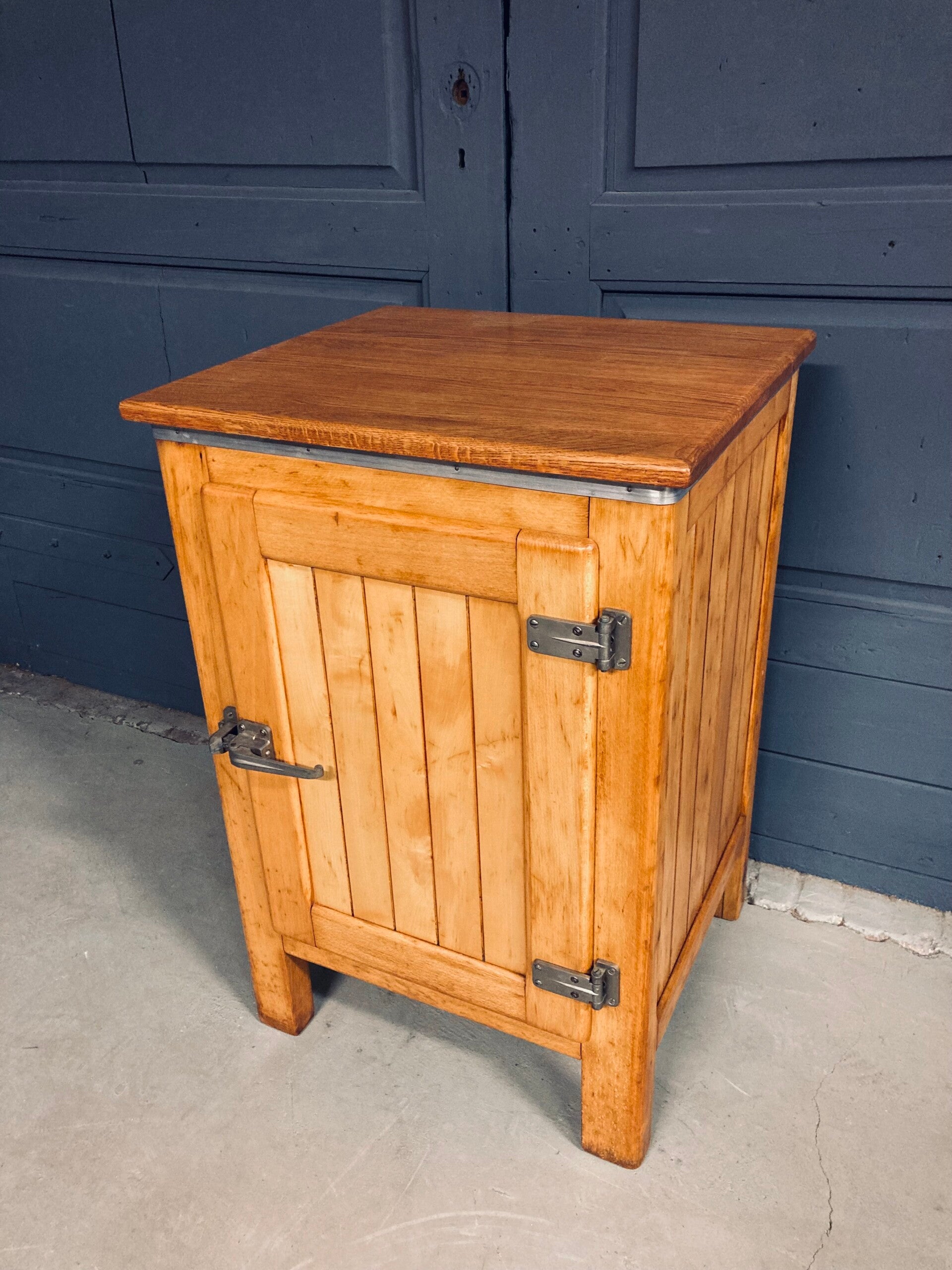 Vintage ijskast jaren ‘30/‘40, eikenhout