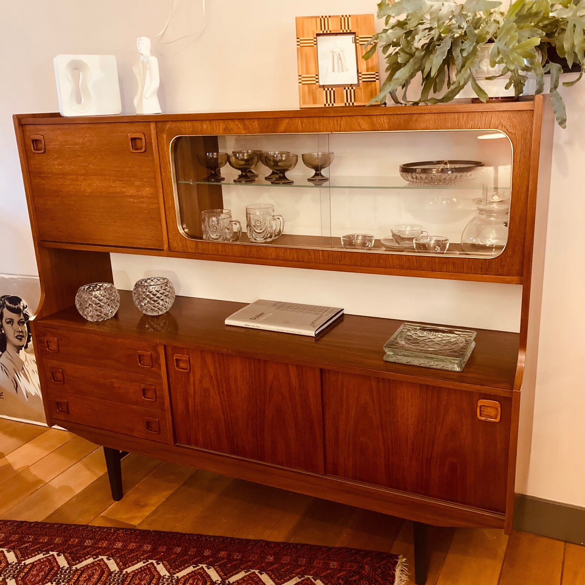 Vintage mid-century highboard/ buffetkast, teak