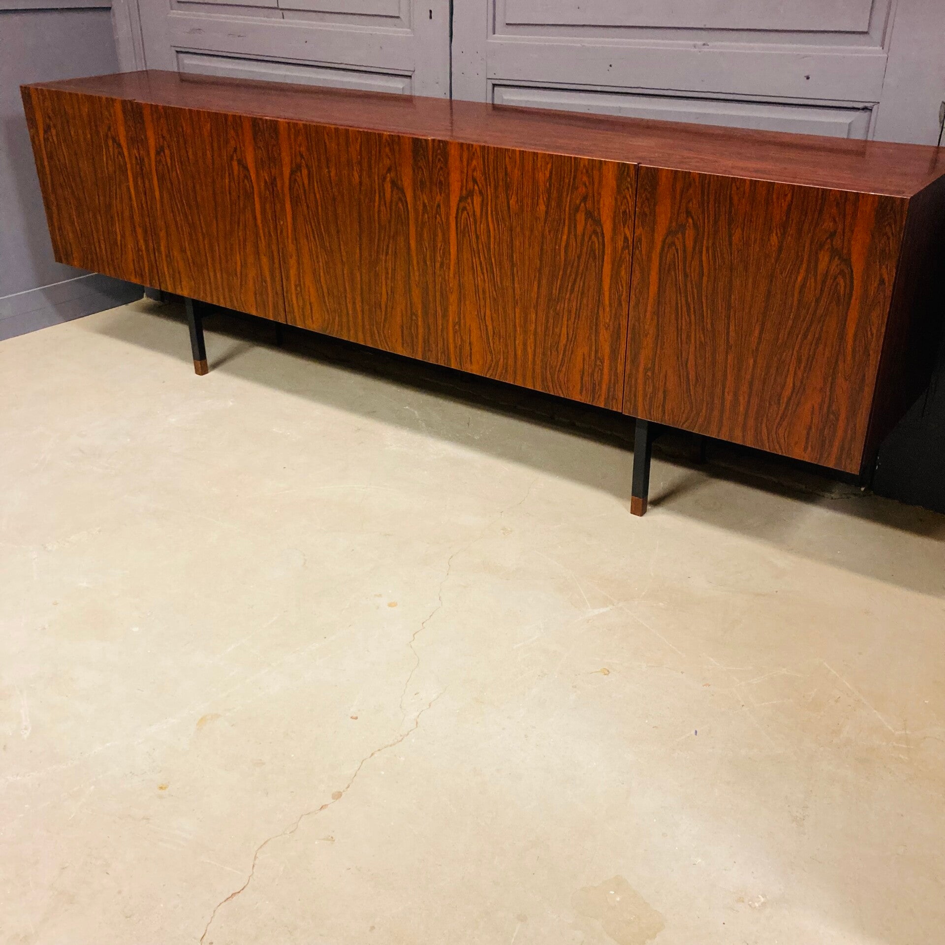 Vintage faux palissander dressoir, mid-century