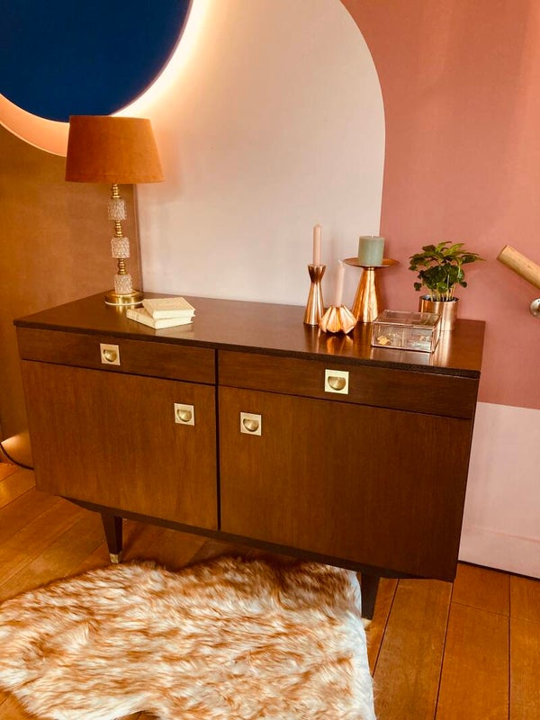 Vintage dressoir, jaren ‘60/‘70, messing details