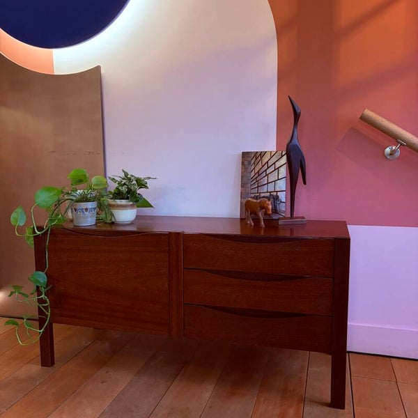 Midi-dressoir, jaren ‘80, donker fineer