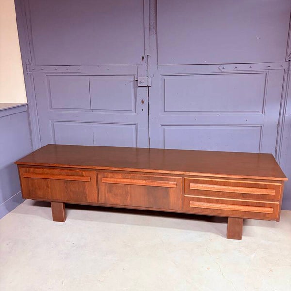 Brutalistisch dressoir, jaren ‘70