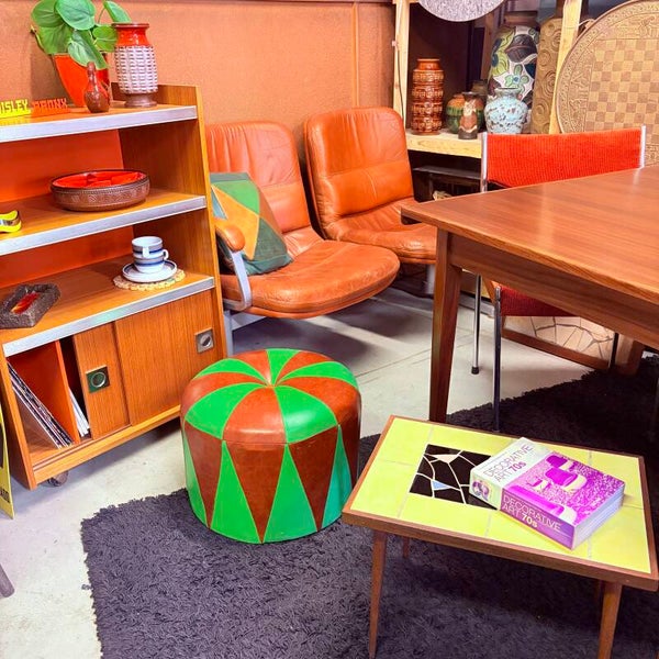 Vintage poef, skai in groen en camel
