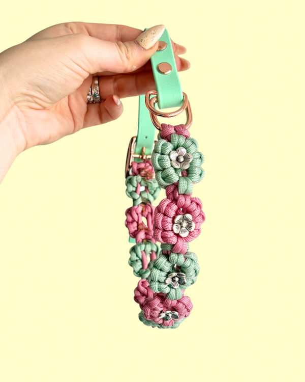 Blütenhalsband "Blütenknoten" KONFIGURATOR