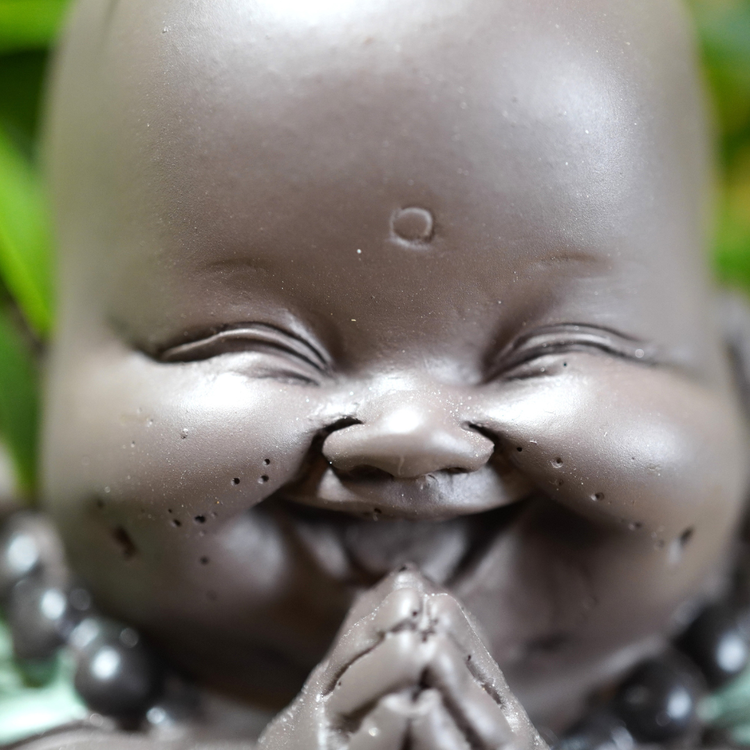 Baby lachende boeddha beeldje van polyresin