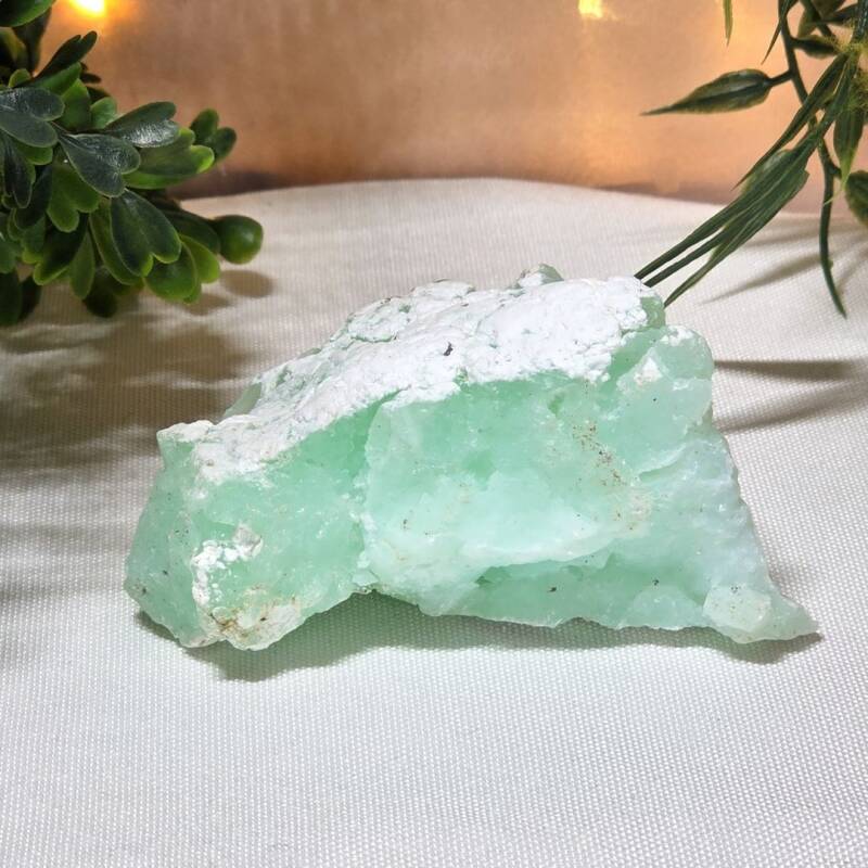 Ruwe chrysopraas uit Indonesië