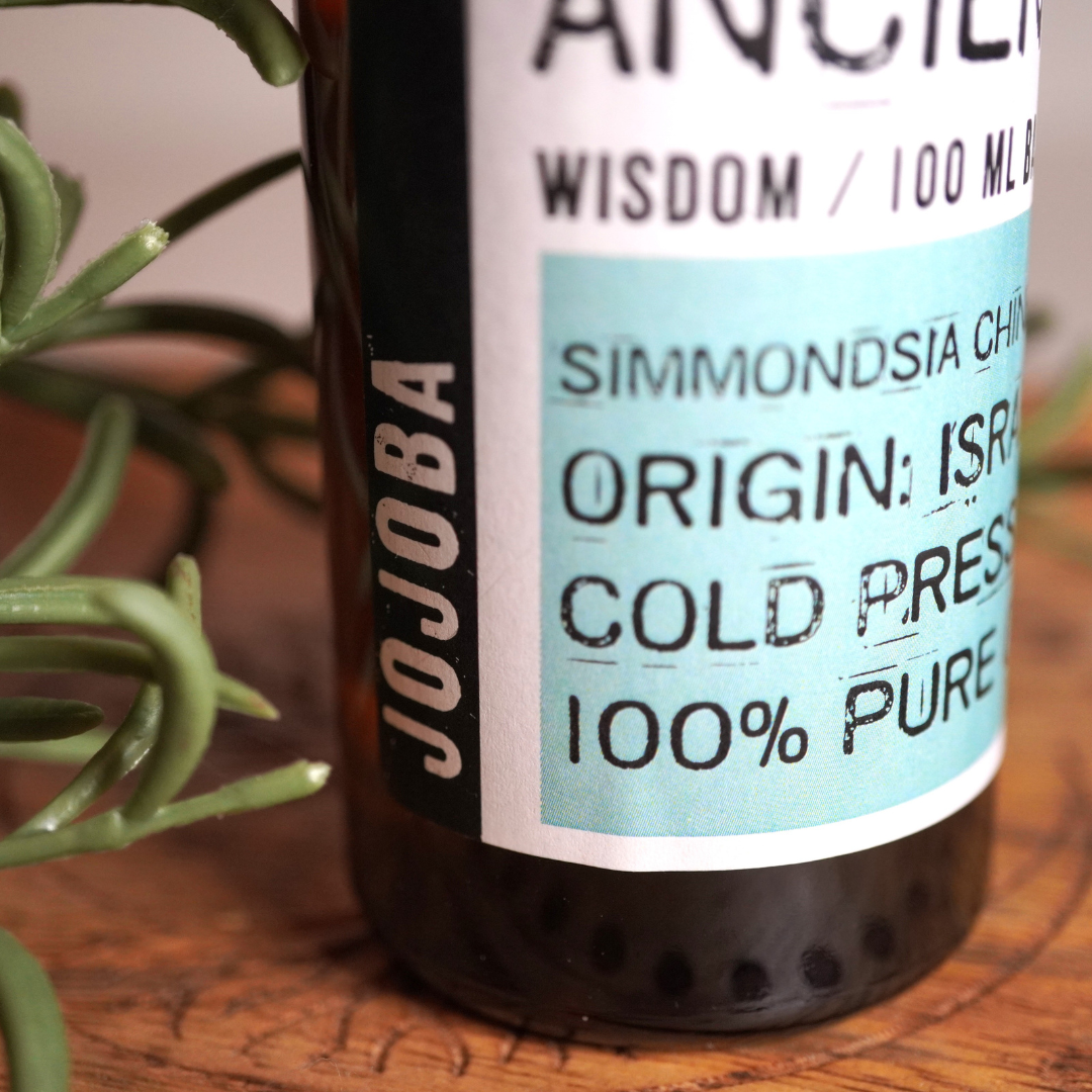 100% pure jojoba basisolie van Ancient Wisdom in een 100 ml fles.