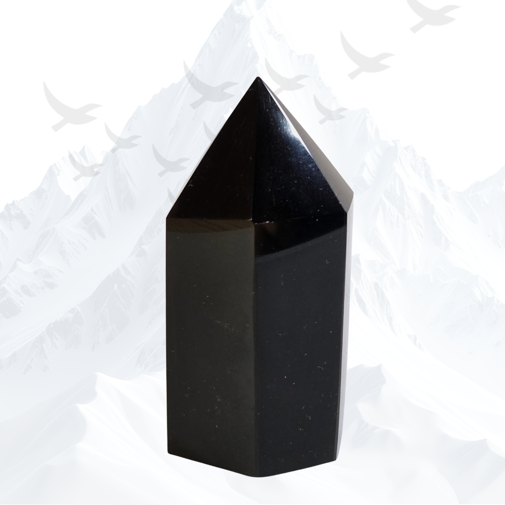 Prachtige geslepen obsidiaan toren van ca. 180 gram.