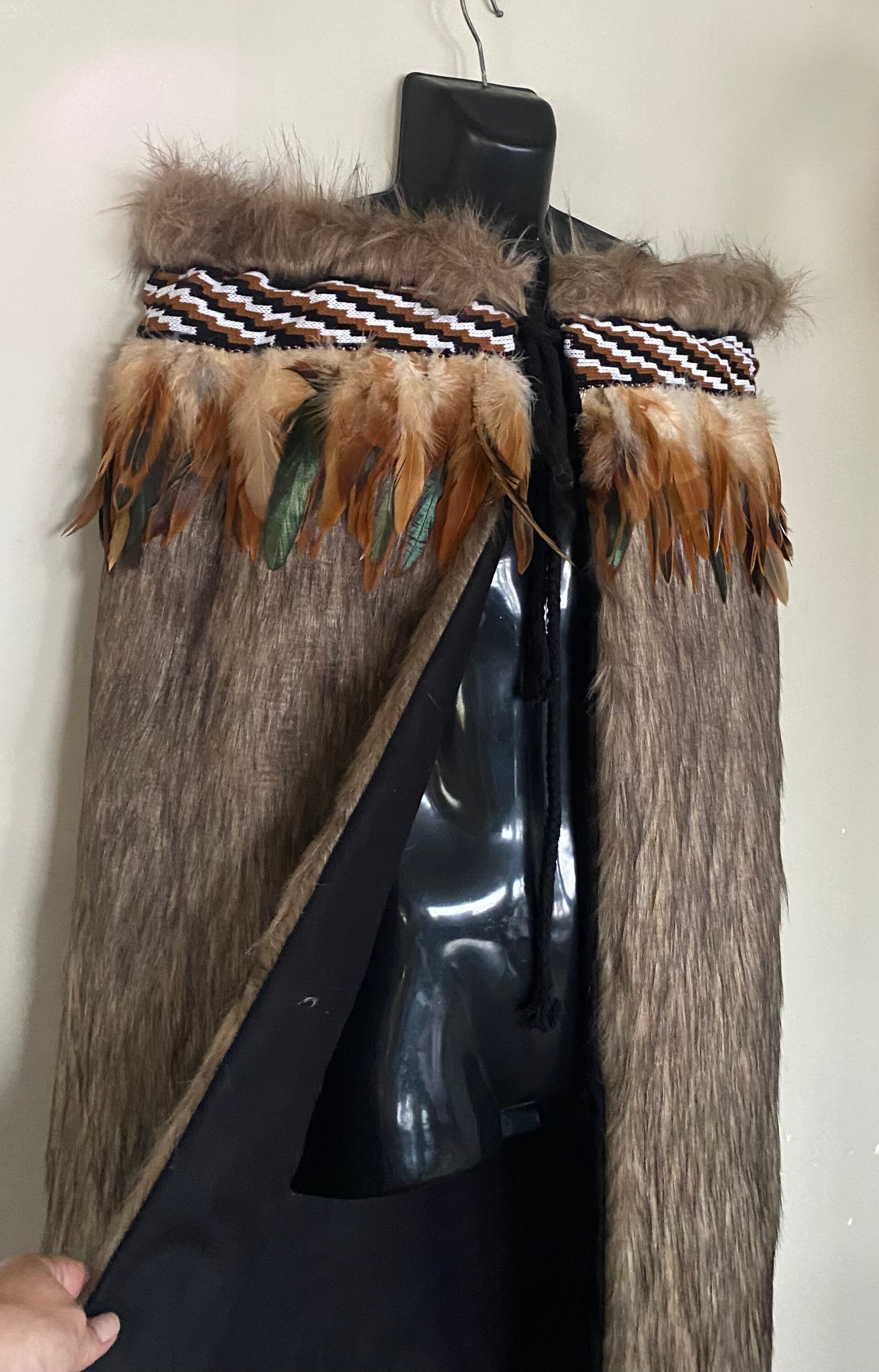 Full Adult Faux Fur Kahu