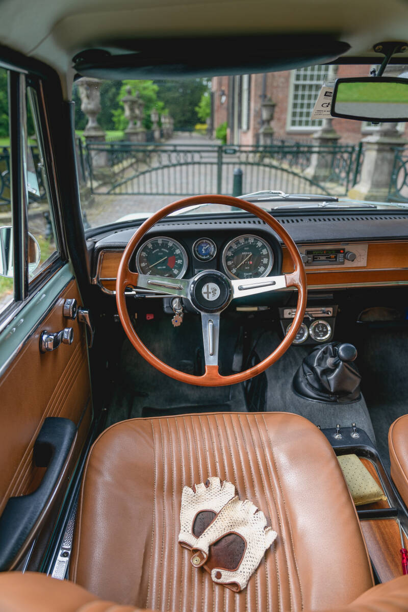 Alfa Romeo Julia Super