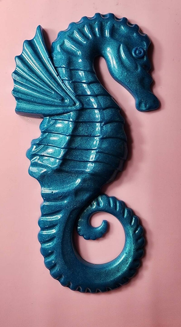 RESIN SEAHORSE