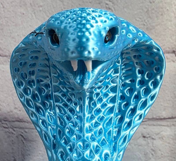 3D PRINTED COBRA SNAKE WITH SKULL