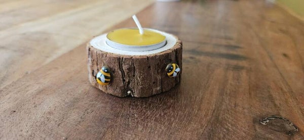 Houten kaarshouder met theelichtje