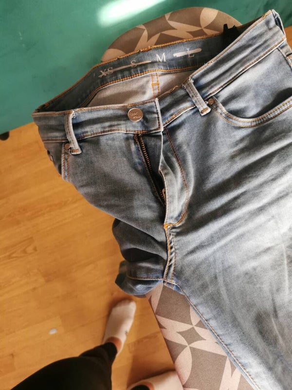 Jeansy Never Denim r. 38 M kolor niebieski jeans wysoki średni stan