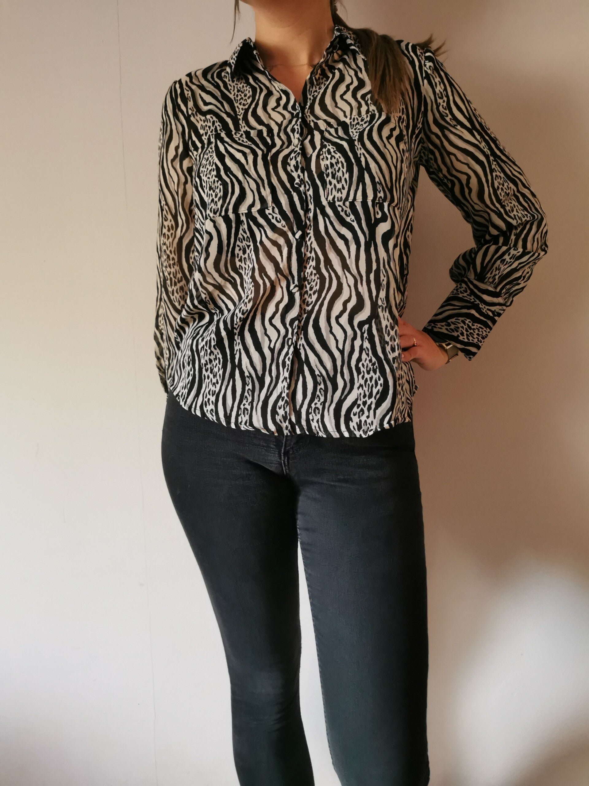 Koszula Sinsay r. 36 S kolor czarny biały