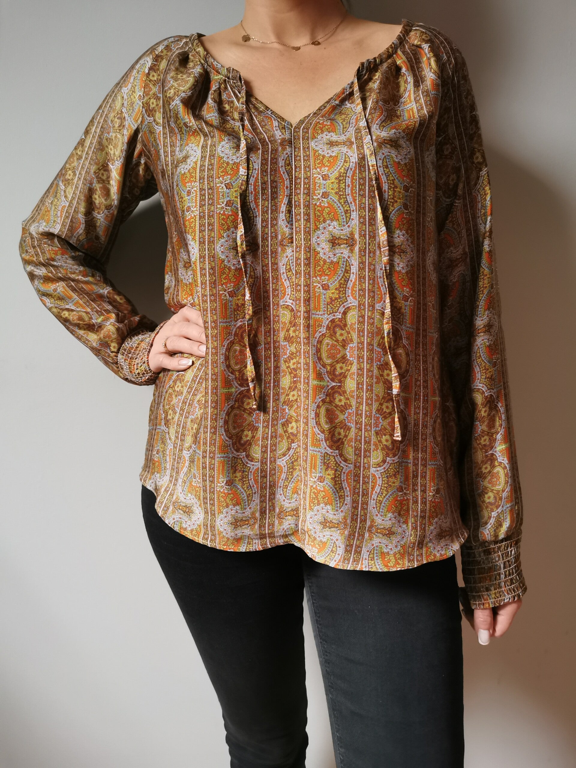 Bluzka z długim rękawem - elegancka H&M r. 40 L kolor wielokolorowa