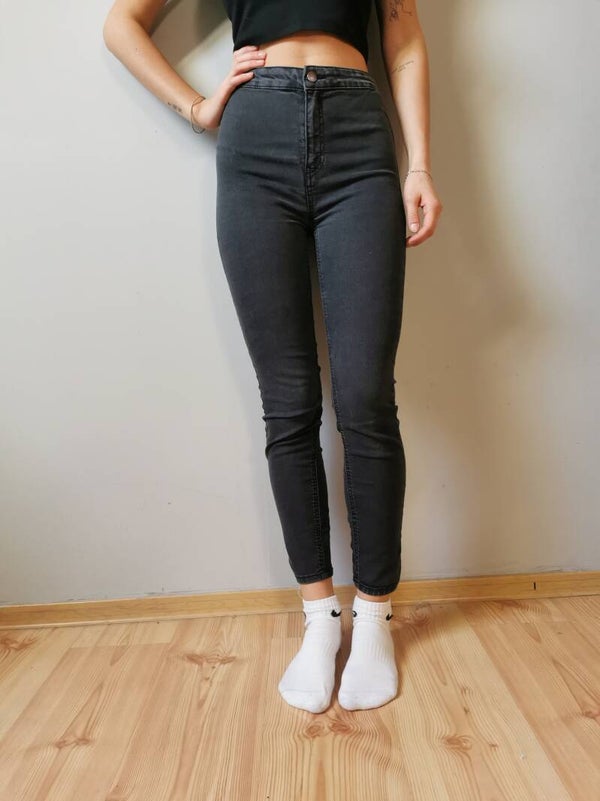 ? Jeansy Sinsay r. 36 S kolor czarny wysoki stan