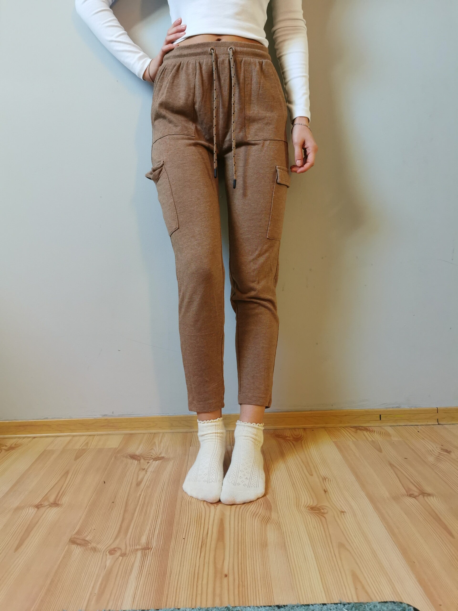 Spodnie materiałowe Sinsay r. 36 S kolor brązowy dresy wysoki stan