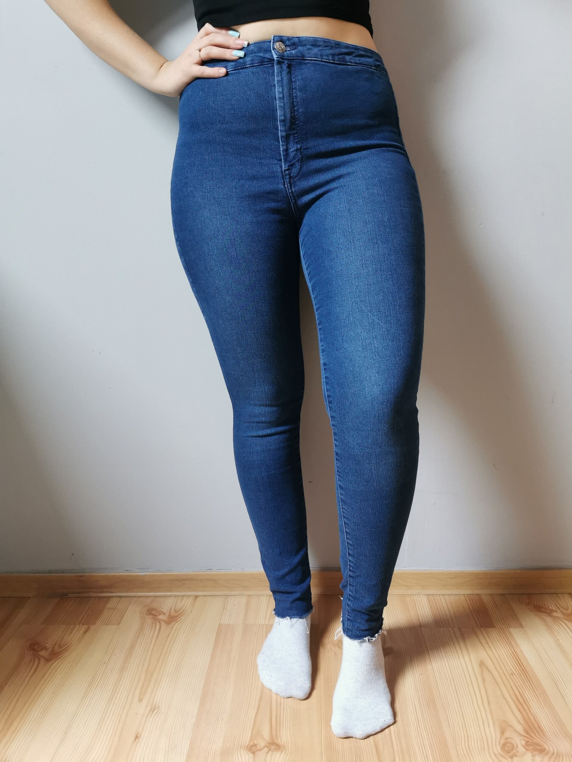 Jeansy H&M r. 40 L kolor ciemny niebieski jeans wysoki stan