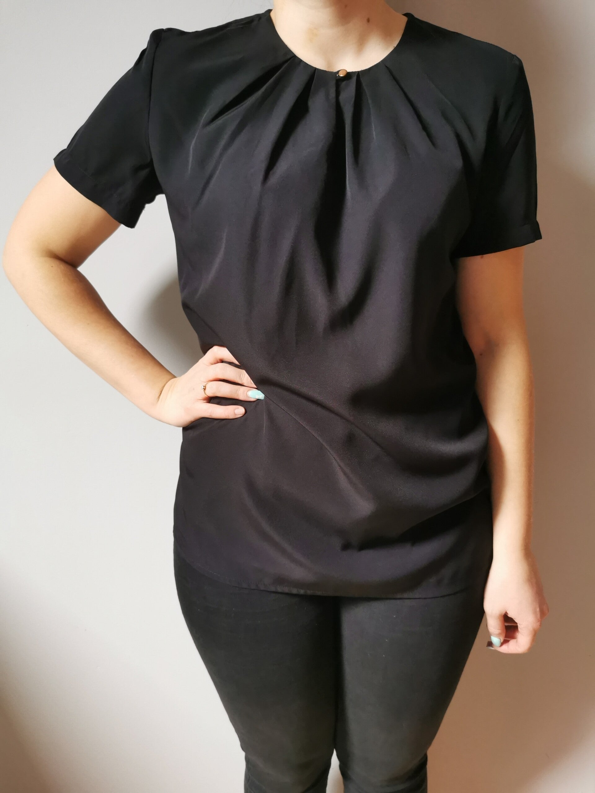 Bluzka z krótkim rękawem - elegancka Montego r. 38 M kolor czarny