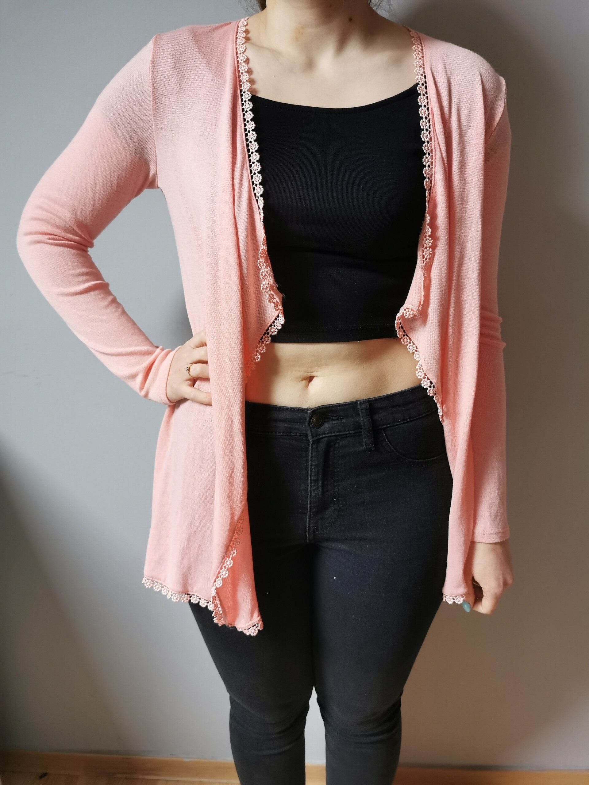 Sweter narzutka r. 36 S kolor cukierkowy róż