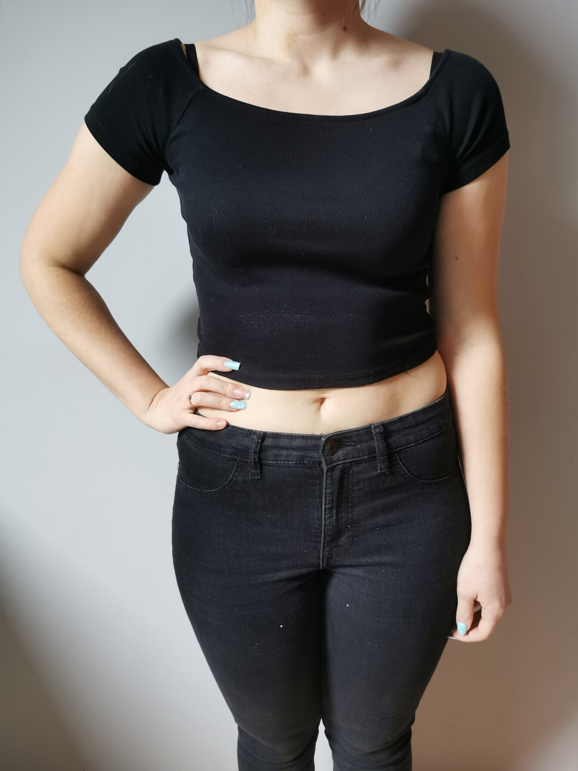 Crop top  Sinsay r. 38 M kolor czarny