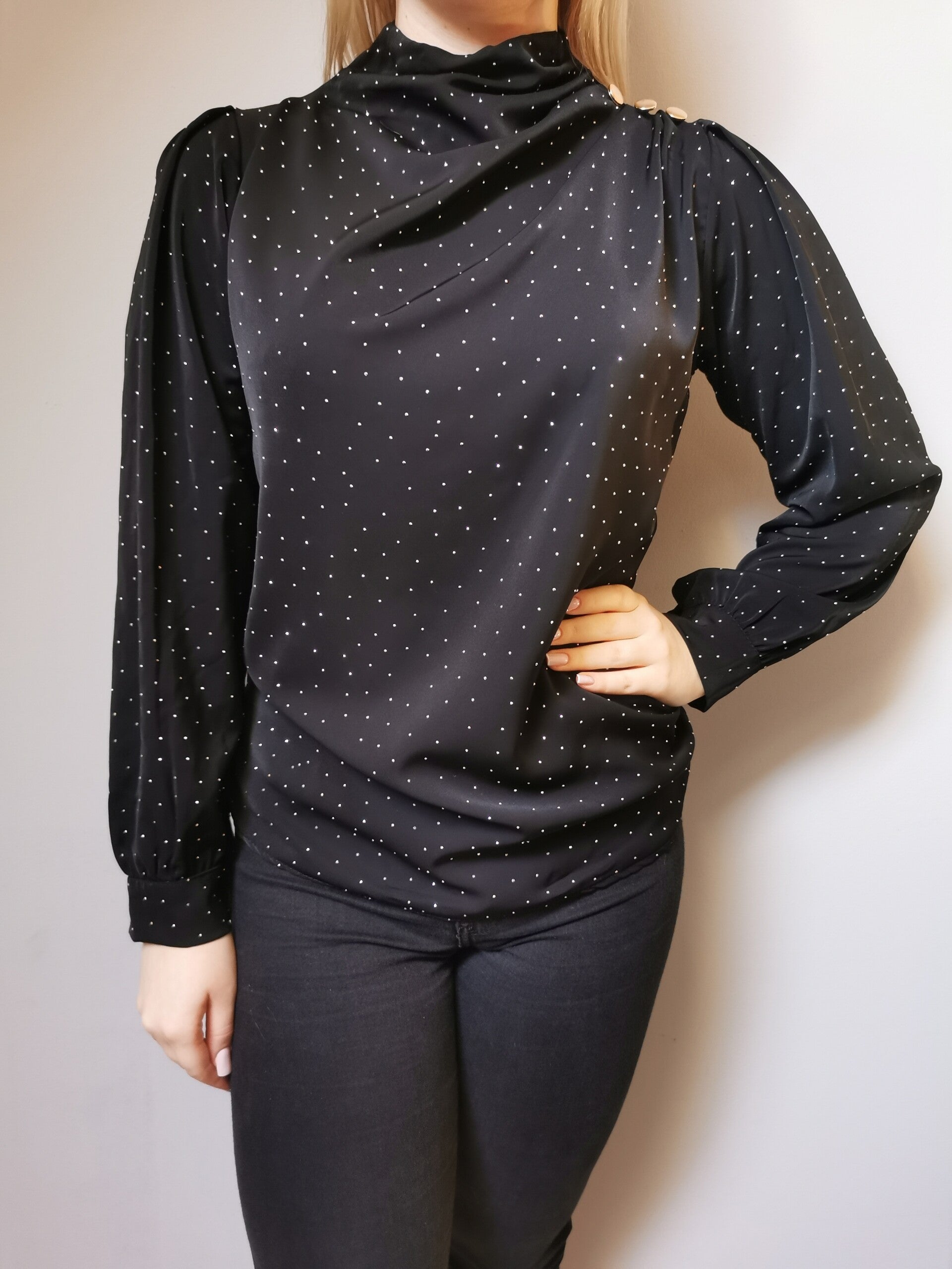 Bluzka z długim rękawem elegancka r. 38 M kolor czarny + kryształki