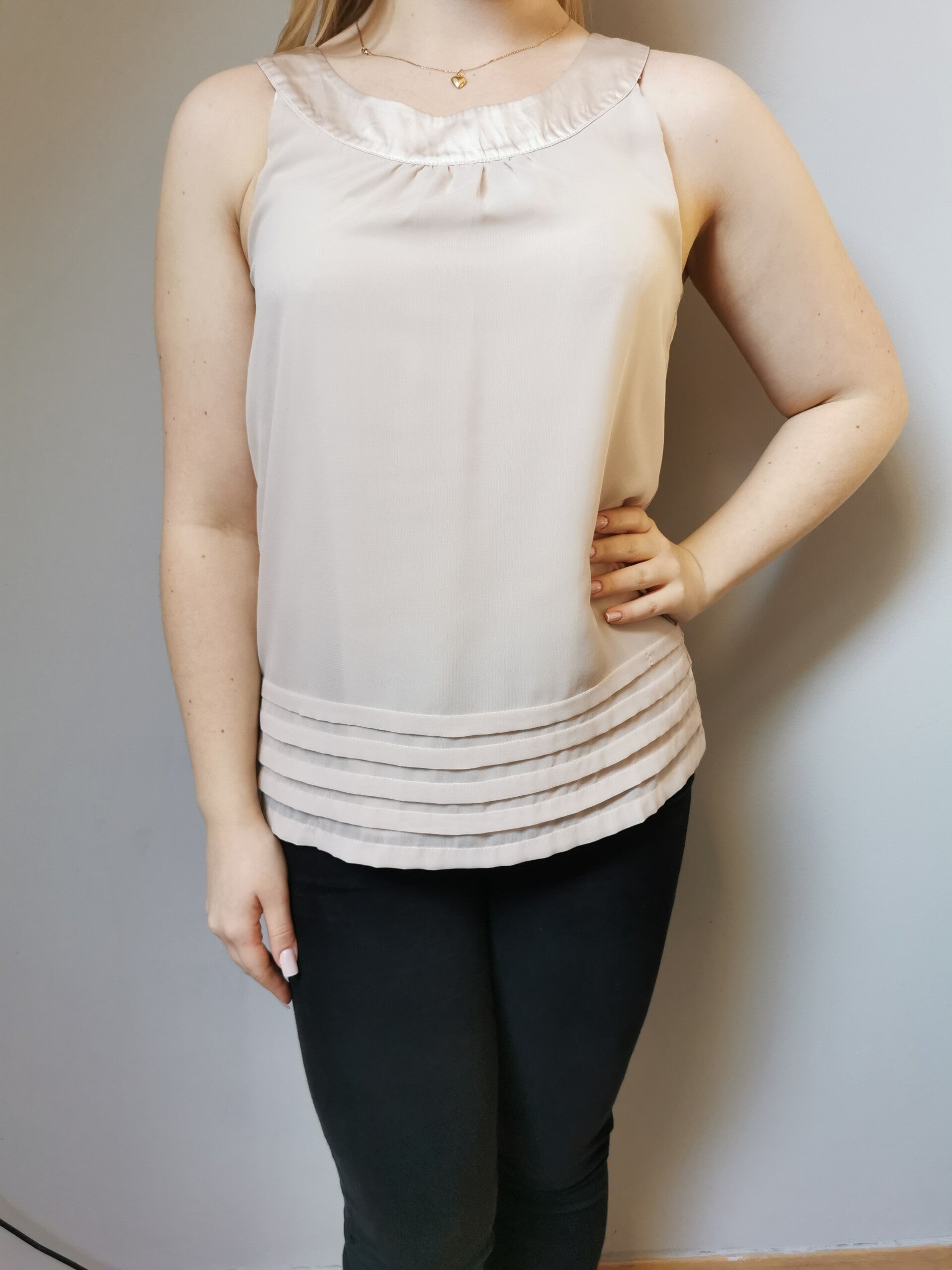 Bluzka na ramiączkach - elegancka H&M r. 38 M kolor beżowy