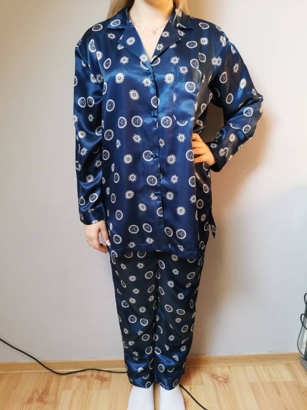 Komplet piżama spodnie długie i bluzka zapinana długi rękaw Gidni Geroti r. 38 M kolor granatowy, biały