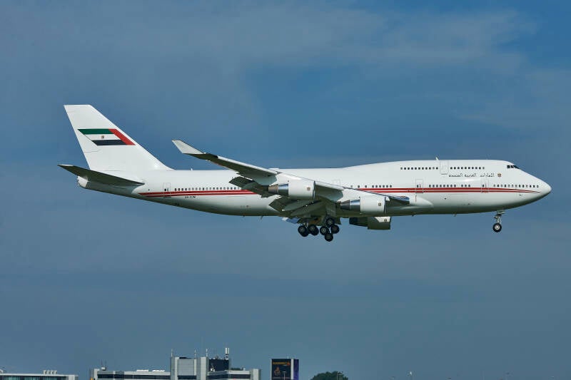 Boeing 747-433M A6-COM Dubai Airwing