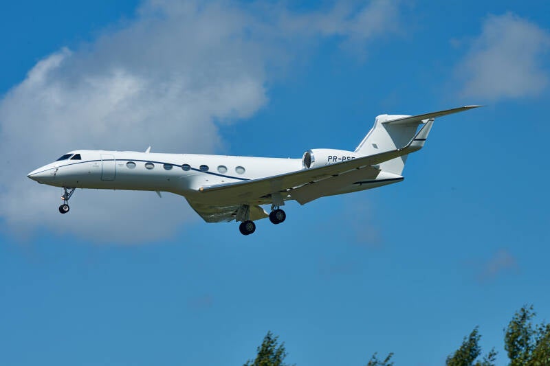 Gulfstream Aerospace G550 - PR-PSE Private owner
