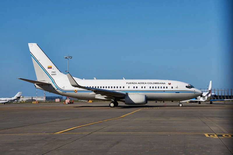 Boeing 737-74V(BBJ) FAC0001 Columbia Airforce