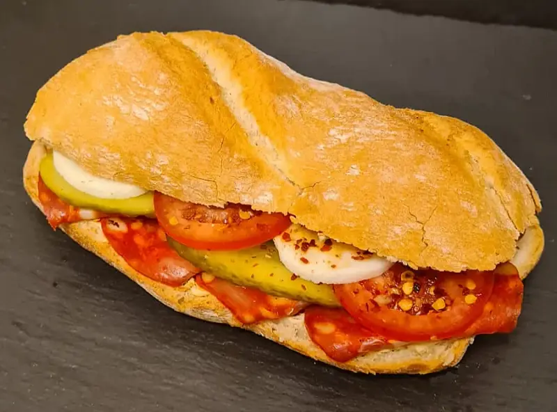 Bauernsandwich mit Diabolosalami