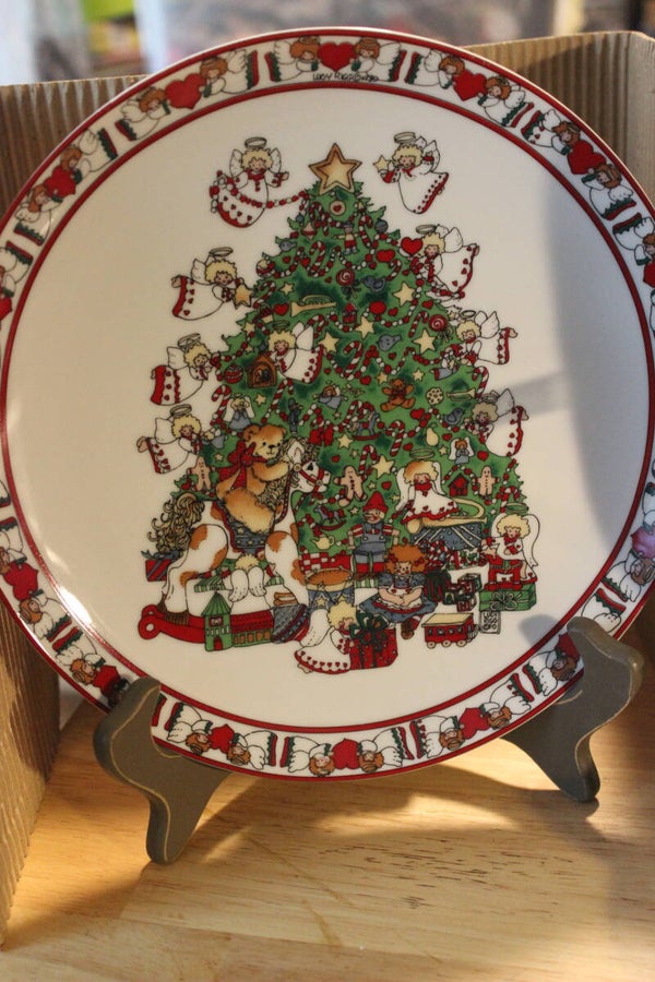 Christmas tree collector plate