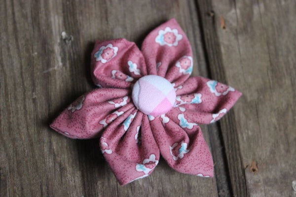 Pink Flower barrette (249)